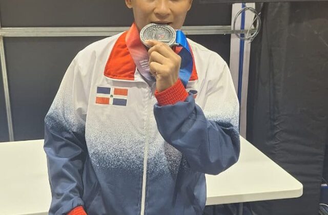 Ana Rosa conquista el primer oro dominicano; Abinader y Kelvin Cruz celebran histórica jornada del judo