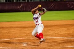 Anyela Gómez emerge como el nuevo brazo de confianza del softbol dominicano