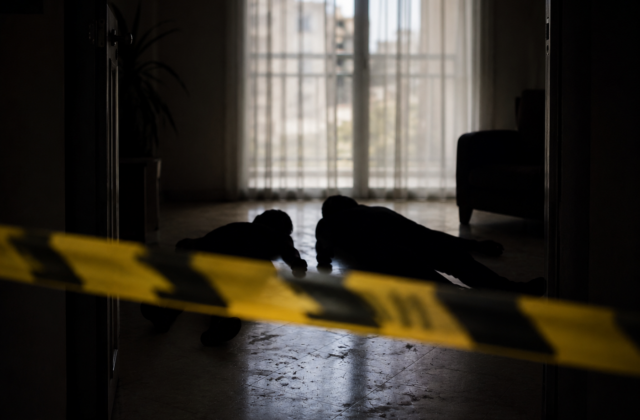 Hedor en apartamento llevó al hallazgo de una madre y su hijo muertos en el DN
