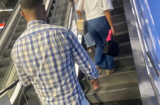 Falta de mantenimiento en las estaciones del Metro genera quejas entre los pasajeros