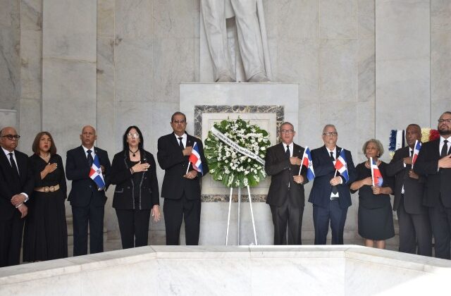 Instituto Duartiano conmemora 150 aniversario del fallecimiento de Juan Pablo Duarte