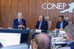 Luis Miguel De Camps destaca ante el Conep la educación como motor del desarrollo
