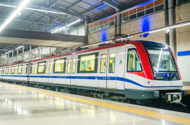 Hombre que cayó a las vías del Metro de Santo Domingo permanece estable