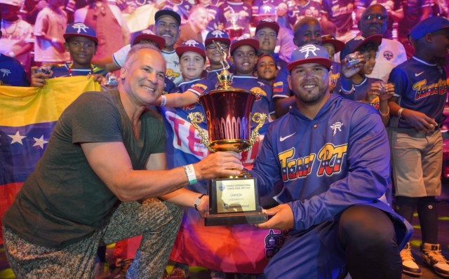Team RT, Jaguares, Babe Ruth, Guapos e Indians ganan Torneo Internacional Punta Cana JDM