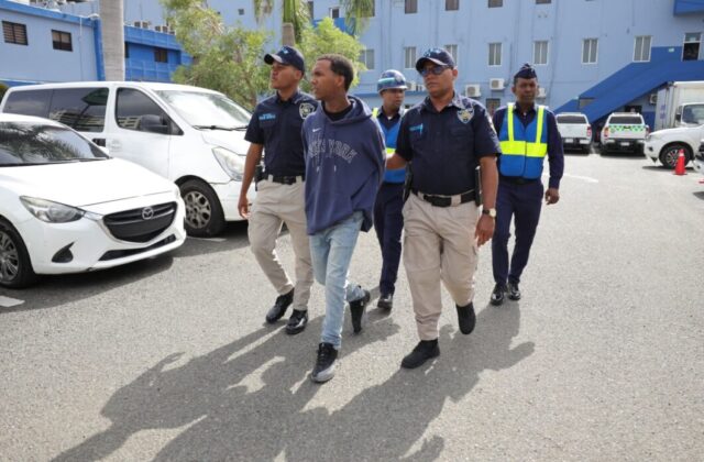 Se entrega joven acusado de obligar a una adolescente de 15 años a ingerir herbicida que le provocó la muerte