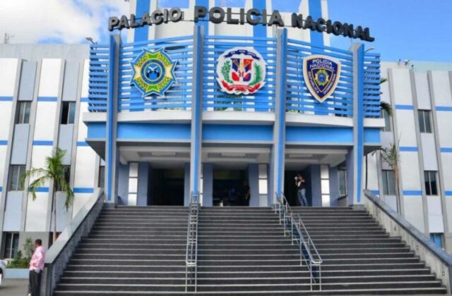 Policía apresa en La Romana a hombre buscado por homicidio desde 2017 y ocupa arma ilegal