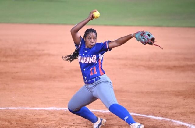Anyela Gómez vuelve a brillar y Atalyia Rijo decide triunfo del softbol dominicano sobre México