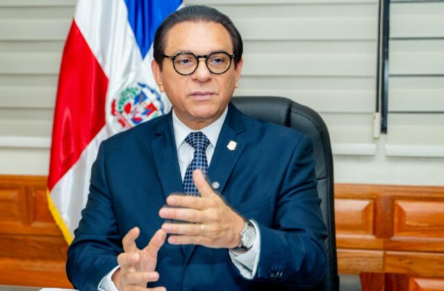 Daniel Rivera atribuye salida RD del mapa del hambre a políticas sociales del Gobierno