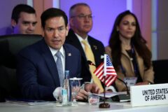 Rubio asegura que Irán busca un acuerdo con EE.UU. mientras continúan los bombardeos