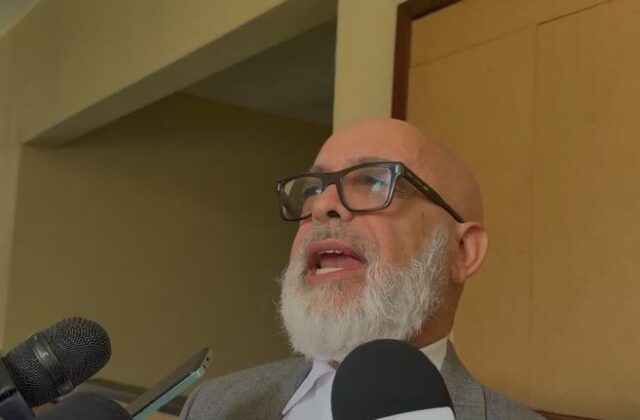 Ángel Martínez dice que busca llegar a un acuerdo con Roberto Fulcar en medio del juicio por difamación