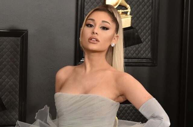 Imagen relacionada: ariana grande denuncia varios hackers
