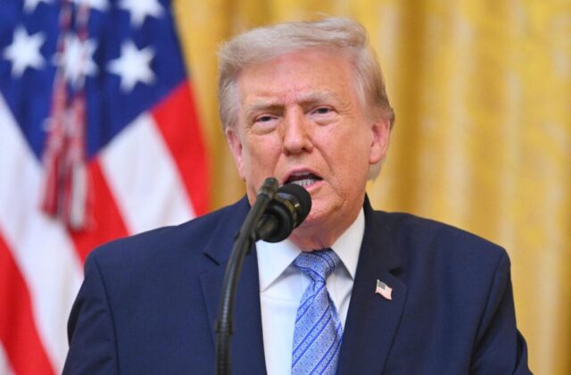 Imagen relacionada: trump pone duda integridad sistema