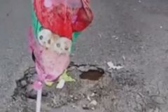 Imagen relacionada: denuncian hoyo calle sector rios