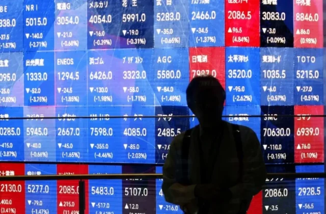 Imagen relacionada: nikkei apertura perdidas sector tecnologico