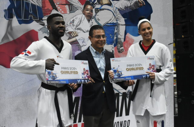 Bernardo Pie cede premio de RD$50,000 a su maestro de taekwondo - Remolacha