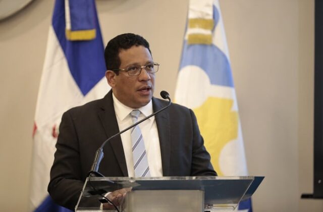 Pimentel se ausentó de audiencia Intrant por compromisos en Conferencia Interamericana de Compras Gubernamentales