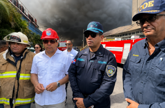 PN apresa a 17 personas por presunto saqueo durante incendio en L&R Comercial