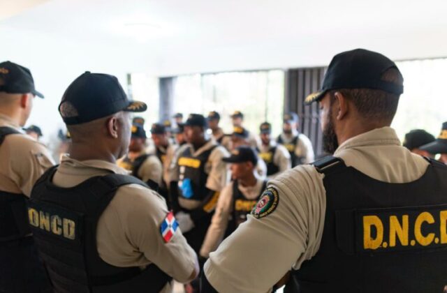 DNCD ejecuta operativos antidrogas en Azua, Haina y Boca Chica, con decenas de detenidos - DiarioDigitalRD