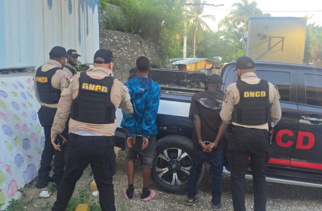 DNCD apresa 61 personas e incautan más de 15 kilos de drogas en San Cristóbal y Peravia