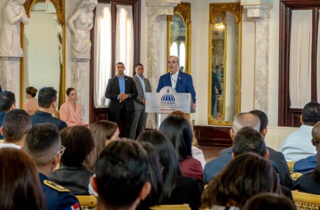 “Eficompras”: primera tienda virtual del Estado dominicano que lanza el Gobierno