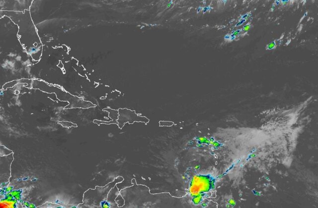 Se prevé un sábado caluroso y anticipa más lluvias por onda tropical