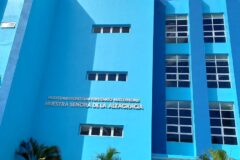 Sociedades médicas piden reforma permanente tras muertes neonatales en maternidad La Altagracia