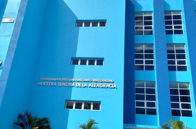 Sociedades médicas piden reforma permanente tras muertes neonatales en maternidad La Altagracia
