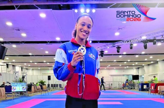 Penélope Polanco conquista el oro en karate y derrota a la olímpica Claudymar Garcés en Centroamericanos