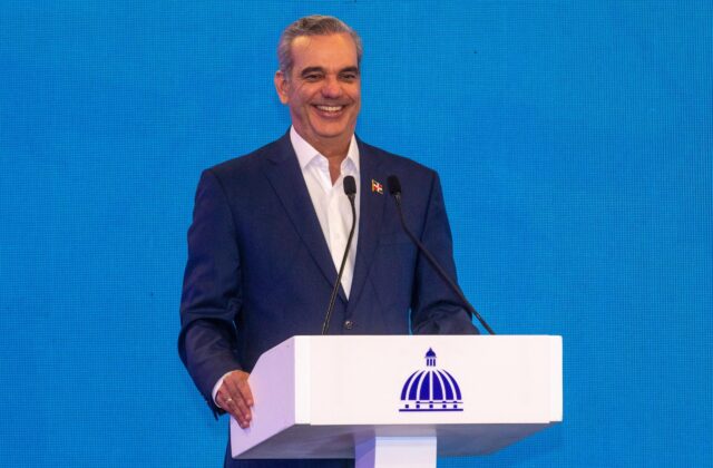 Abinader a Marileidy Paulino tras su victoria: “Haces vibrar a toda la República Dominicana”