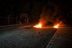 Queman neumáticos en Sabana Grande de Boyá tras más de nueve horas sin electricidad