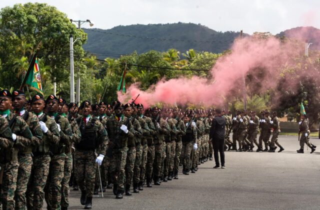 Ejército gradúa a 587 nuevos rasos en el Campamento Militar “16 de Agosto”