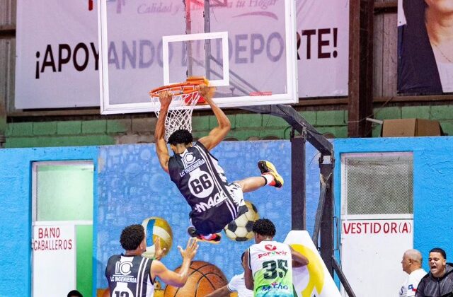 Tenares inaugura XVI Torneo de Baloncesto Superior con Refuerzos