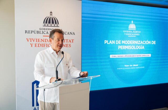 Mivhed presenta avances del Plan de Modernización de la Permisología y muestra nueva plataforma para la gestión de los permisos de construcción - presidencia.gob.do
