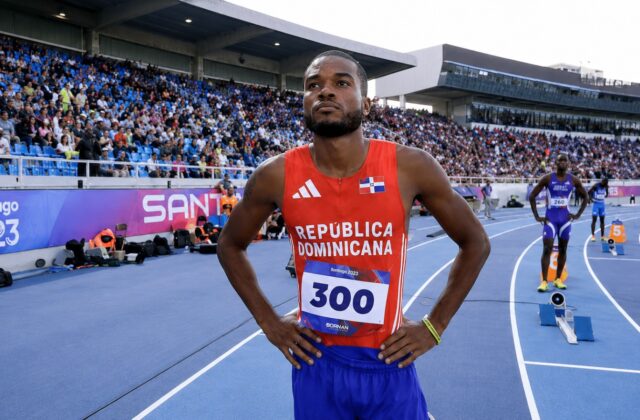 Gabriel Moronta se alza con el oro en los 400 metros planos masculino