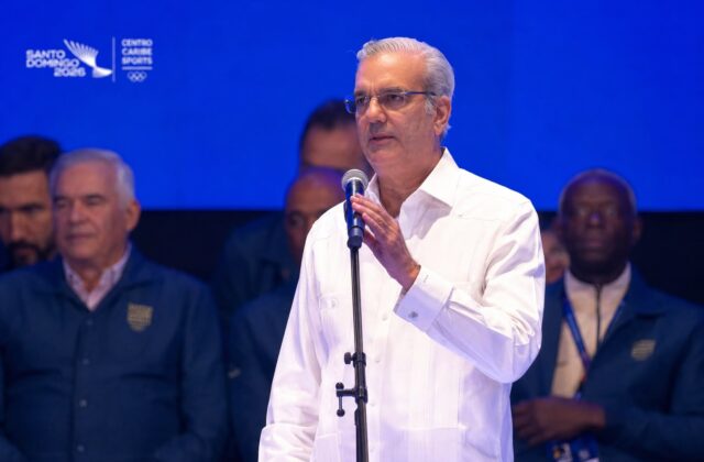 Abinader destaca el orgullo por atletas dominicanos y agradece a delegaciones internacionales en SD 2026