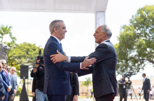Presidente Abinader recibe en el Palacio Nacional al presidente de Honduras Nasry Asfura Zablah