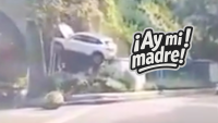 Imagen relacionada: carro flota aire estrellarse