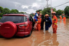 China activa alertas rojas por intensas lluvias e inundaciones