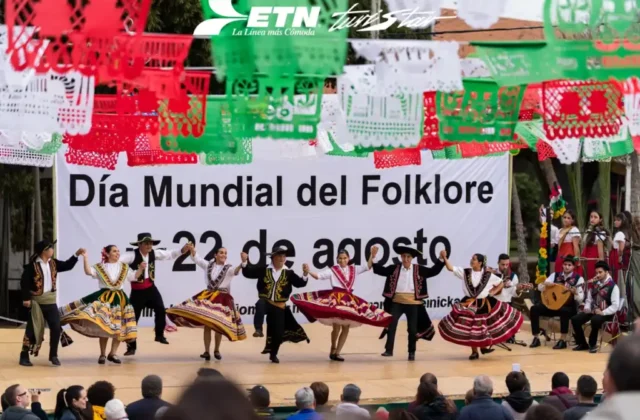 Día Mundial del Folclore - Remolacha