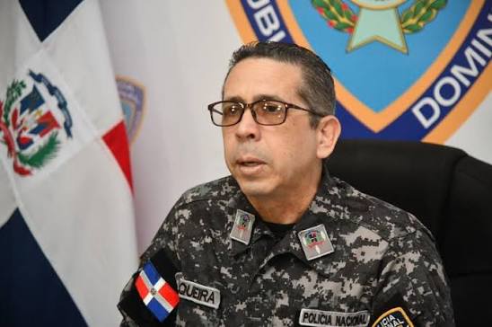 Se entrega hombre que viajaba con presunto atacante de mayor de la FARD