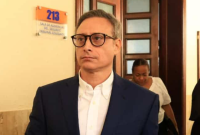 Imagen relacionada: jean alain insiste extinguir proceso