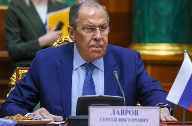 Lavrov dice que actualmente «no hay con quién negociar en Europa»