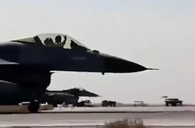 #Mundo:Irán ataca bases estadounidenses en Jordania como represalia al bombardeo de la isla Larak #FVDigital