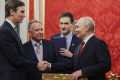 Putin abre las negociaciones sobre Ucrania con los emisarios de la Casa Blanca