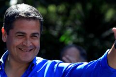 Justicia hondureña desestima cargos de corrupción contra expresidente Juan Orlando Hernández