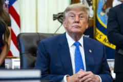 #Mundo:Trump dice que no intenta “forzar” a Irán a negociar e insta al pueblo iraní a sublevarse #FVDigital