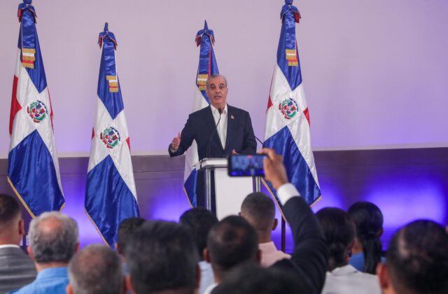Abinader dice hay un detenido por ataque a joven Mejía-Ricart; habla sobre tiroteo mortal de Boca Chica