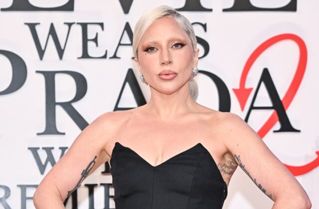 Lady Gaga llamó Rose a su hija