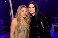Laura Pausini sorprende a Madrid y canta “Antología” junto a Shakira