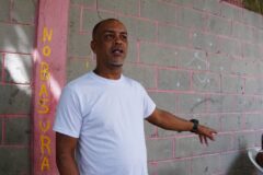Dictan 18 meses cárcel a 5 hombres acusados de asesinato de líder comunitario de Los Alcarrizos por 50,000 pesos